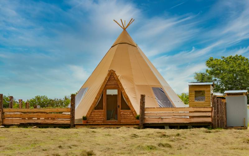 Piran Glamping Tipi