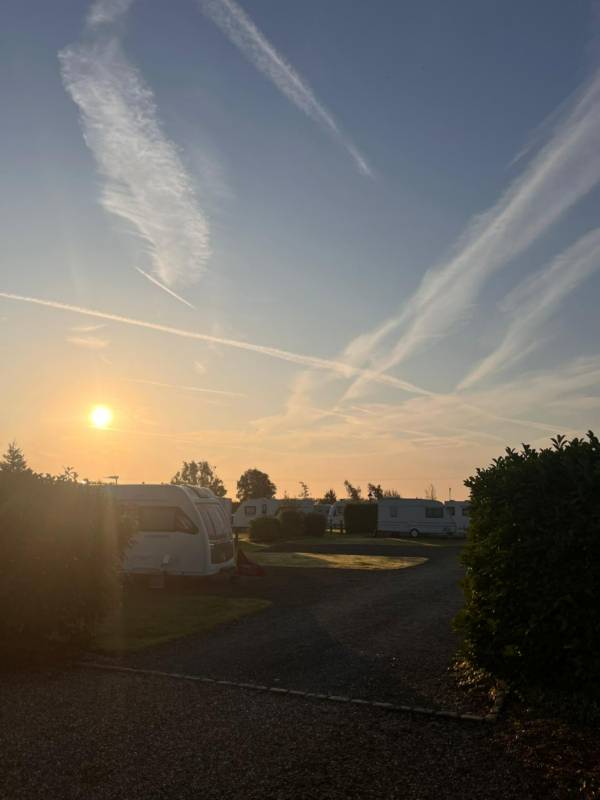 Hard-standing Super Pitch