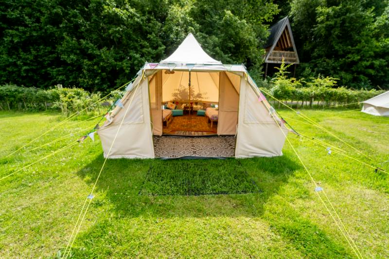 Bell tent 2 HOLLY field pitched with porch