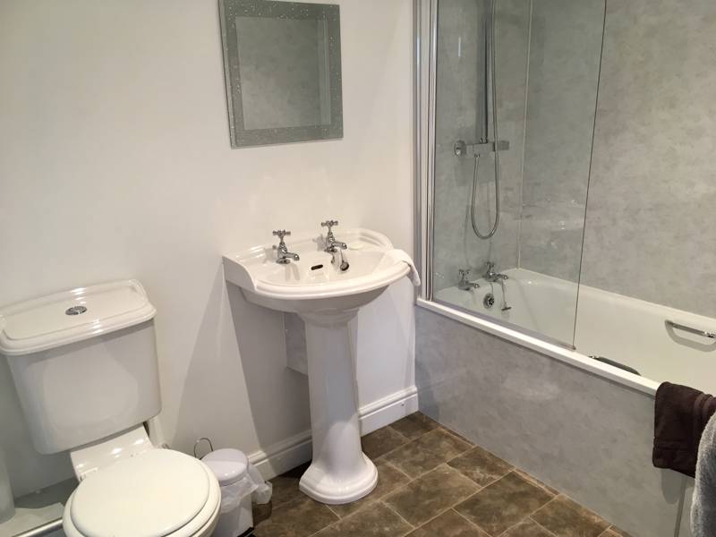 Twin/Double en-suite room