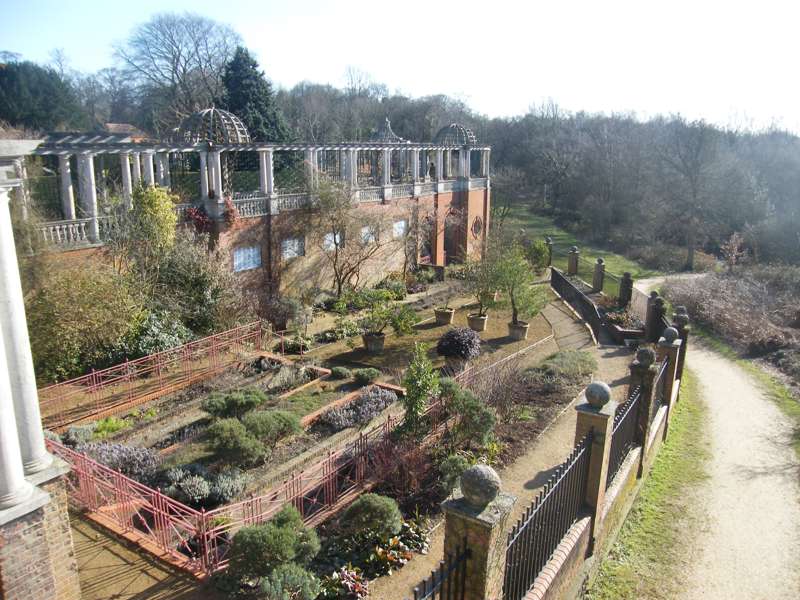 Golders Hill Park and Hill Gardens