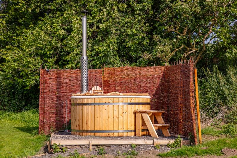 Family-friendly safari tent 