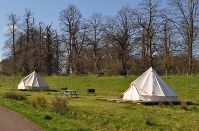 Bell Tent 3 field pitched MAPLE with porch