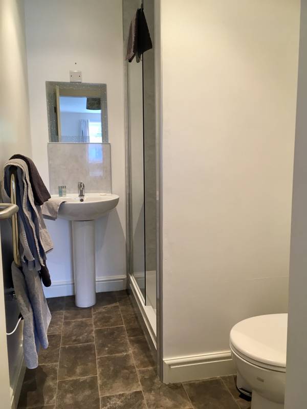 Twin/Double en-suite room