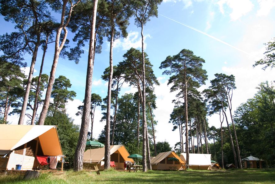 Campsites in Ile De France holidays at Glampingly