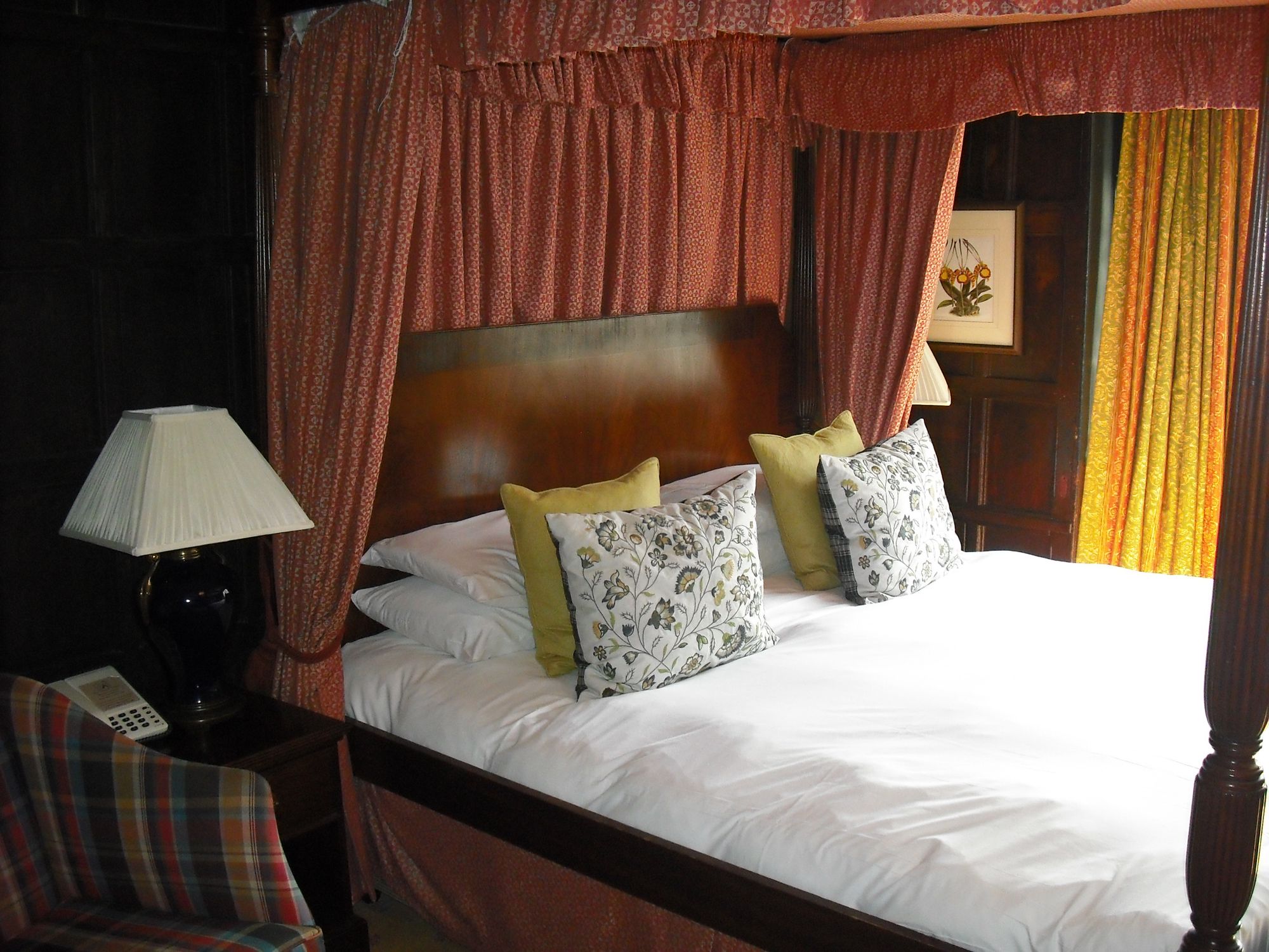 Hotels in England holidays at Cool Places