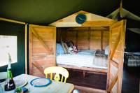 Boutique safari lodge, above a gorgeous Stirlingshire nature reserve