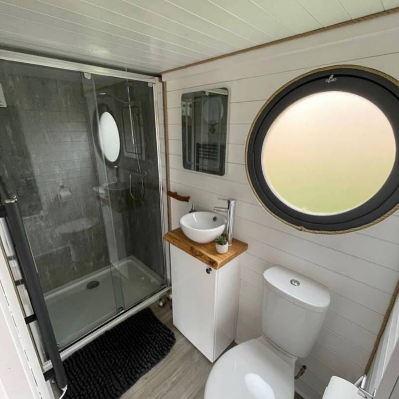 'Doddiman' Mezzanine Cabin 1 *new on site*