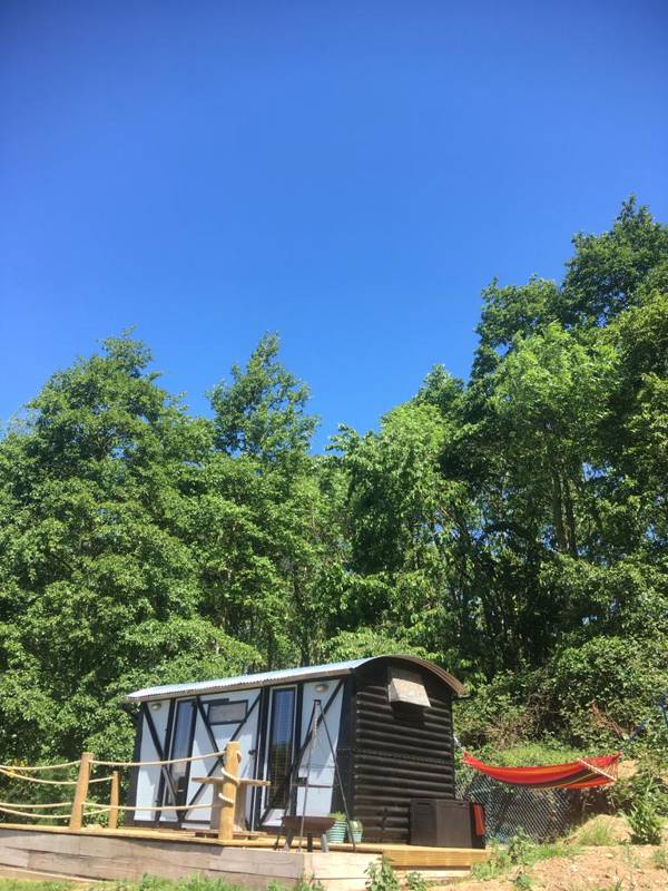 Ronnie - converted Railway Carriage