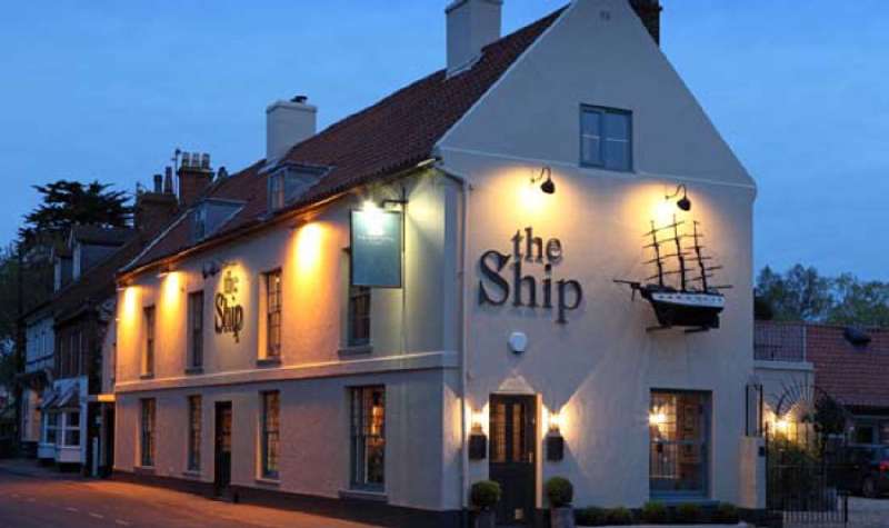 The Ship Hotel Restaurant - Brancaster