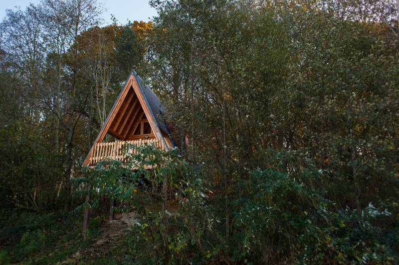 'Chalk' the woodland den