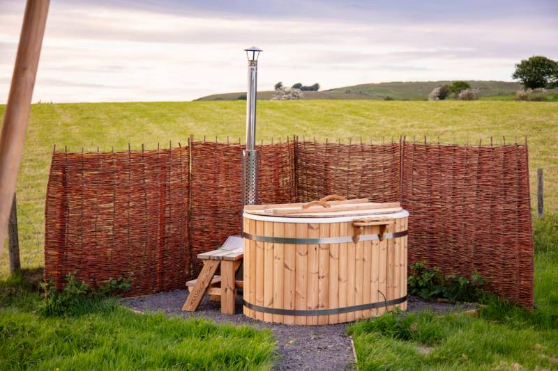 Glamping with hot tubs - best UK glamping sites with hot tubs - Cool Places to Stay in the UK