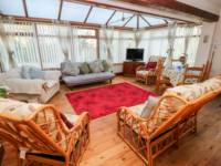 Covert Farm Cwtch - Hot Tub Included