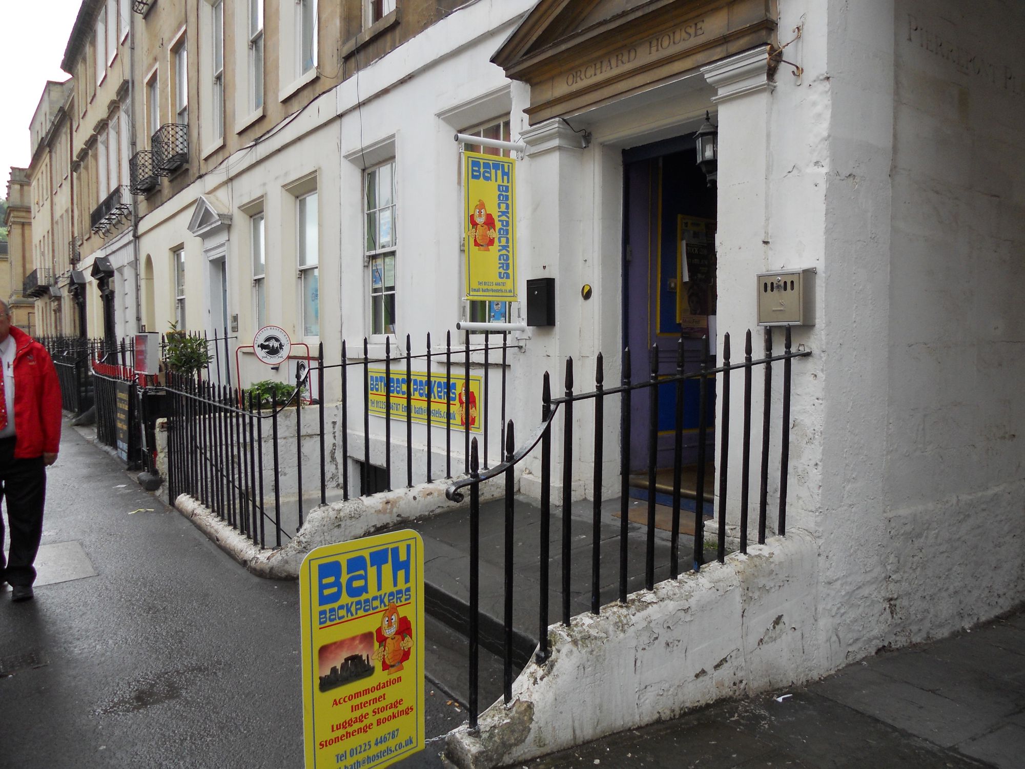 Hostels in Bath holidays at Cool Places