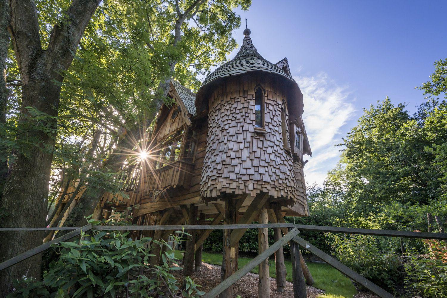Higgledy Treehouse, Sussex