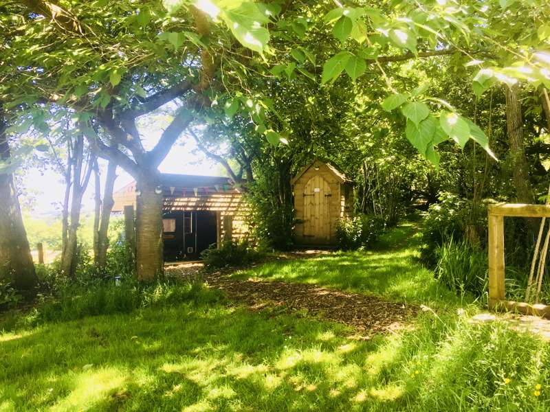 Wild Rose Vintage Caravan