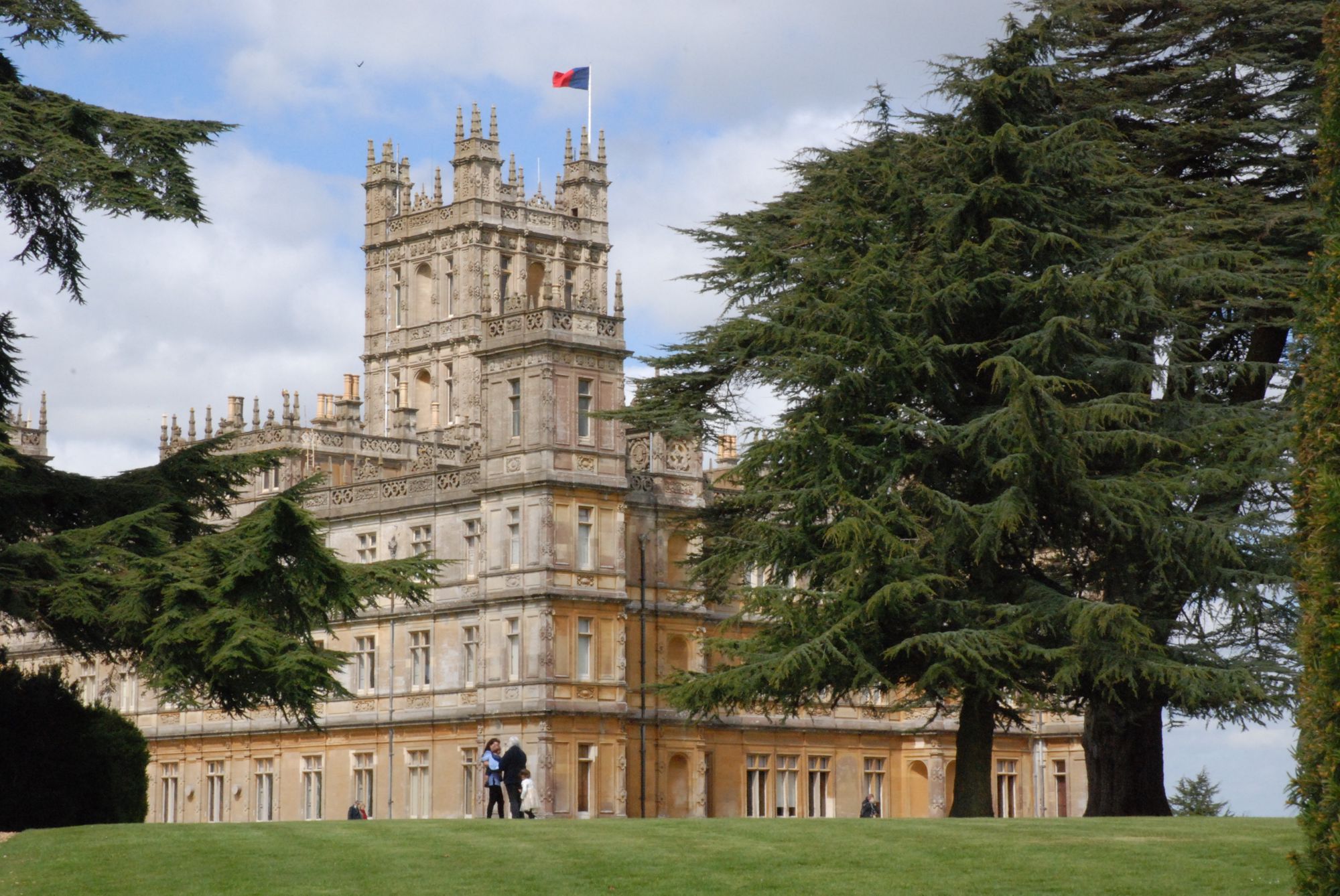 Highclere Castle , Hampshire | Cool Places