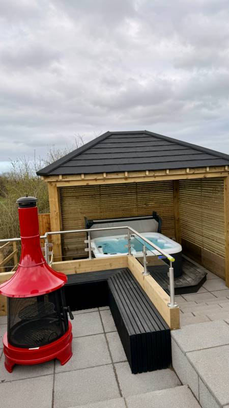 NEW Executive - Woodpecker View