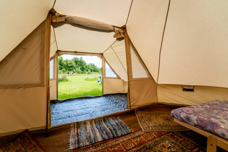 Bell tent 2 HOLLY field pitched with porch