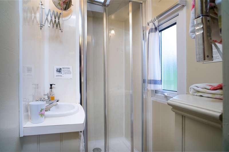 Glamavan (price for up to 5 guests)