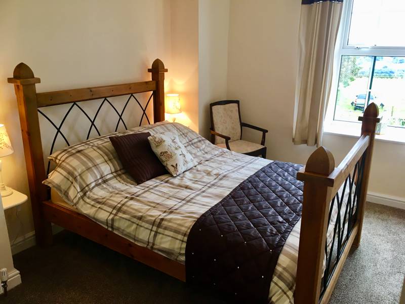 Twin/Double en-suite room