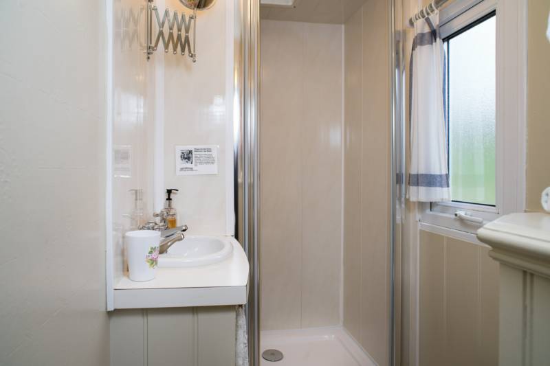 Glamavan (price for up to 5 guests)