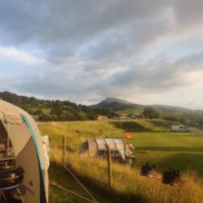 Non-electric grass pitch