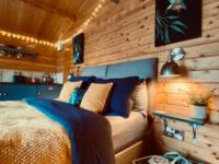Sunset Lodge
