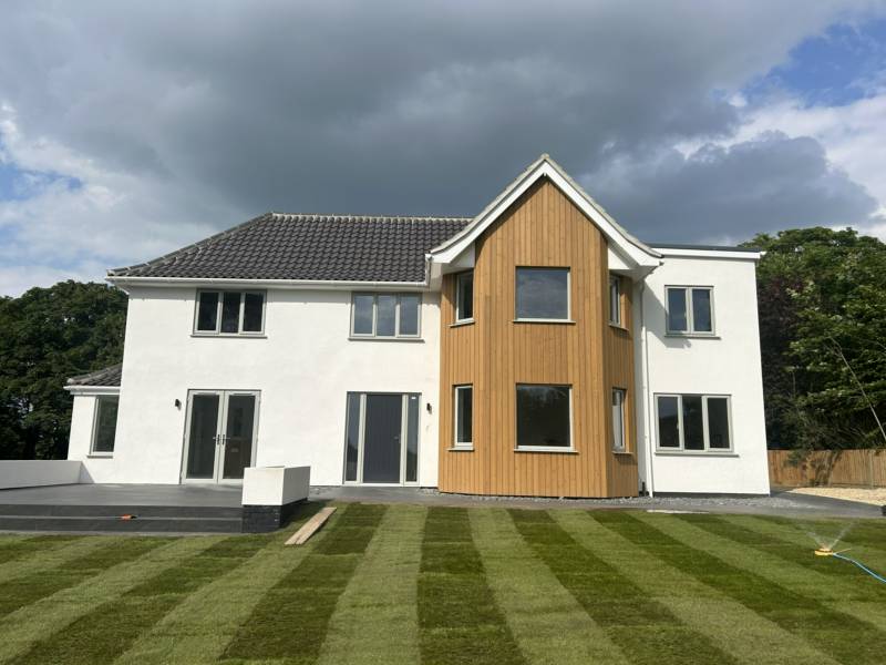 Roundwood House - Sleep 10