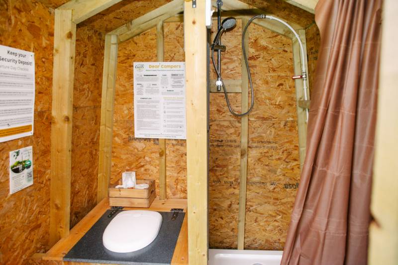 Cherry - Ensuite Cosy Cabin Sleeps 4