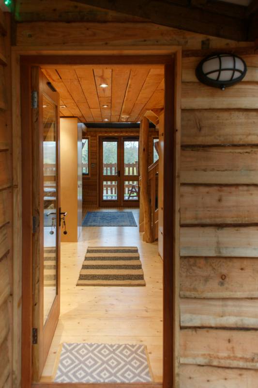 'Chalk' the woodland den