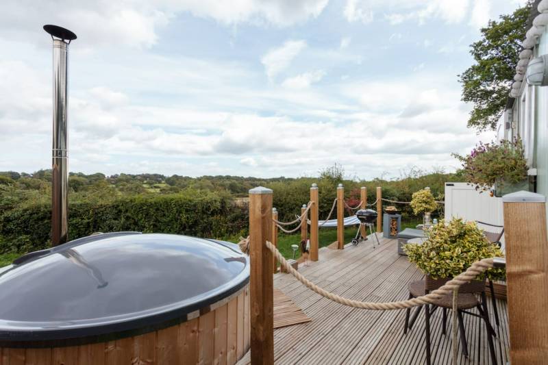 Shepherd Hut Orchard