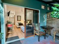 Rainforest Queen Room