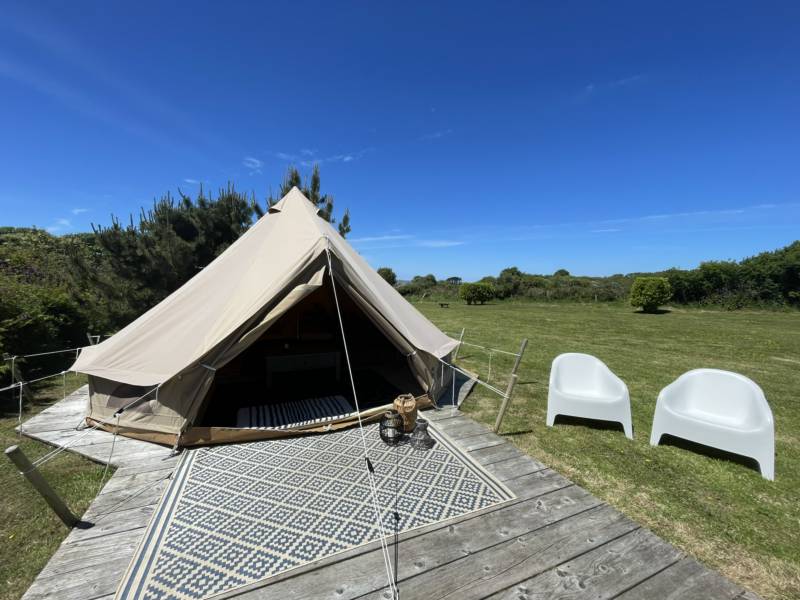 Bottom Field Bell Tent with EHU
