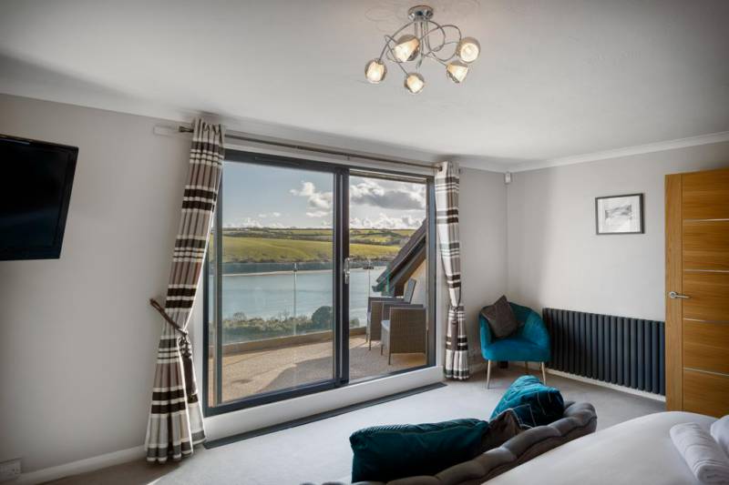 Whispering Waters Whole House - Off Peak