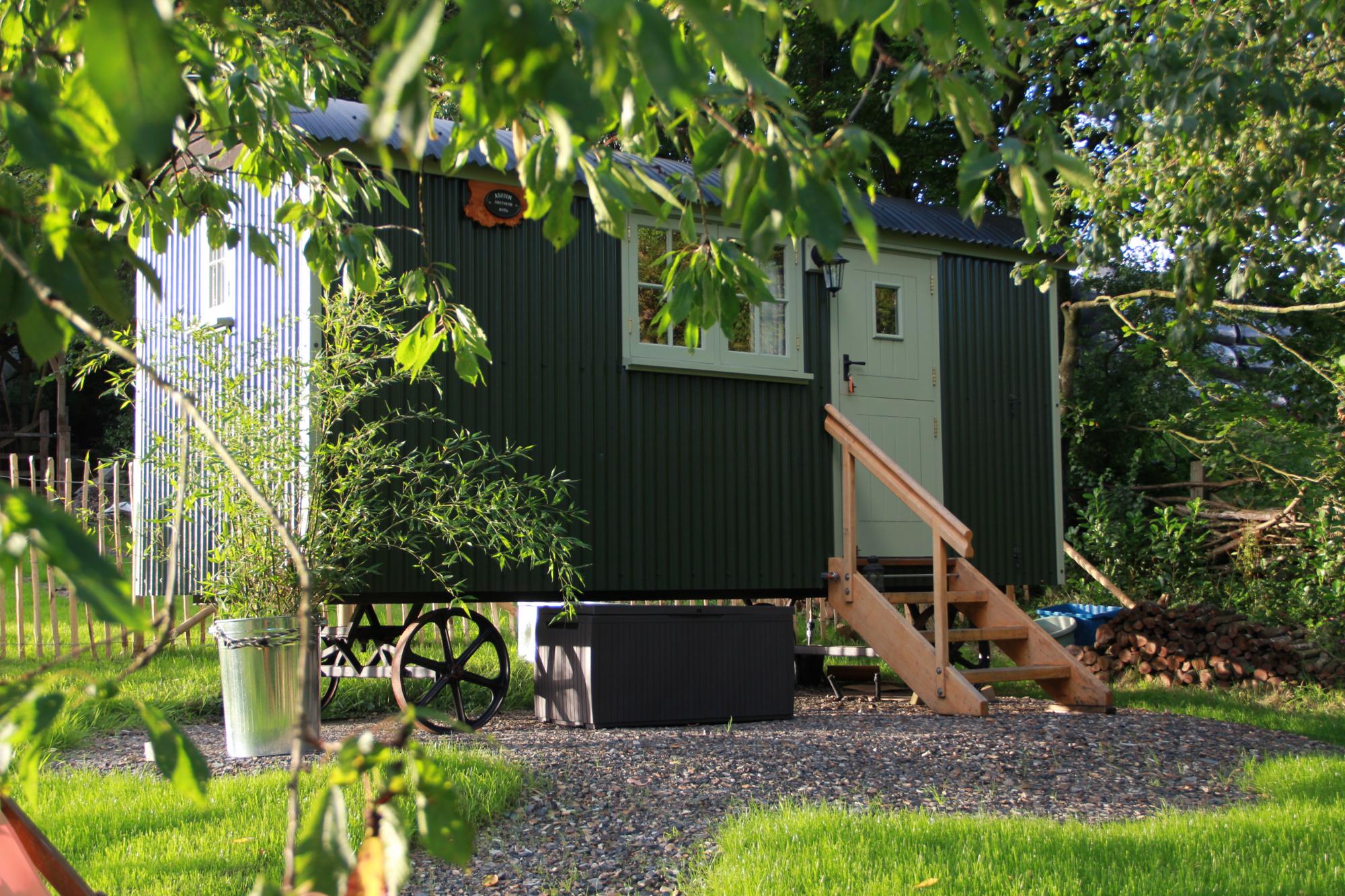 Glamping in Okehampton – Cool Camping