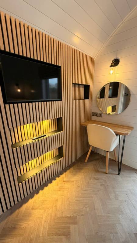 NEW Executive - Woodpecker View