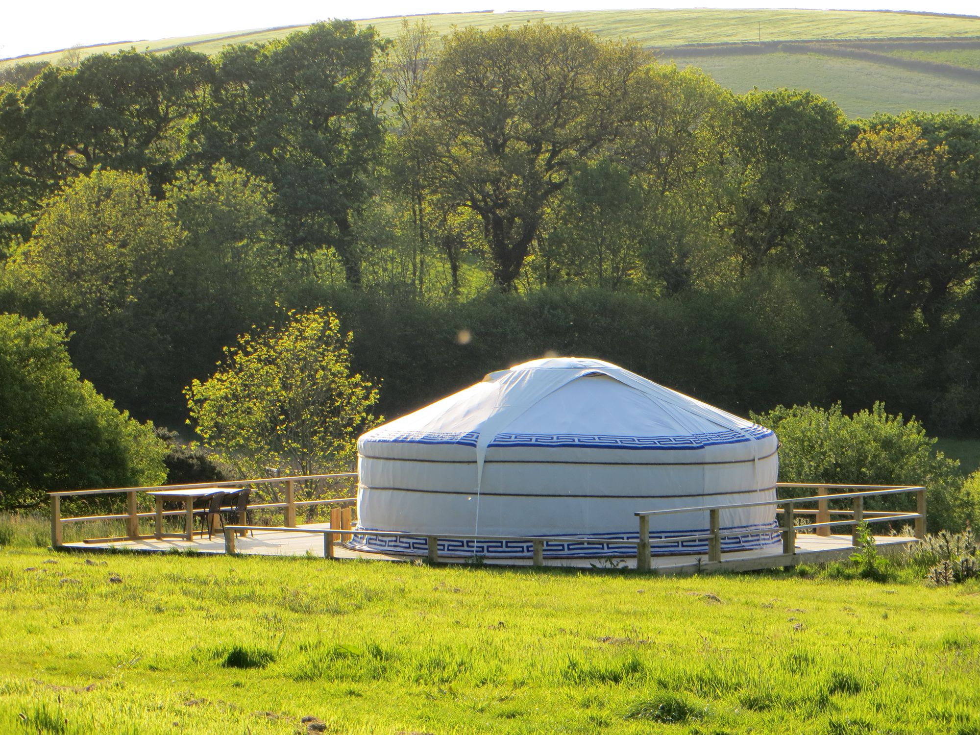 Glamping in Looe – Glampingly