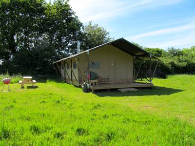 Hidden Meadows Fir Tree Cottage, Siding Road, Barnby, Beccles, Suffolk NR34 7QP