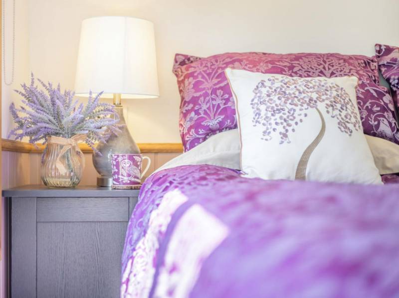 THE PHEASANTS LODGE (shepherds hut)