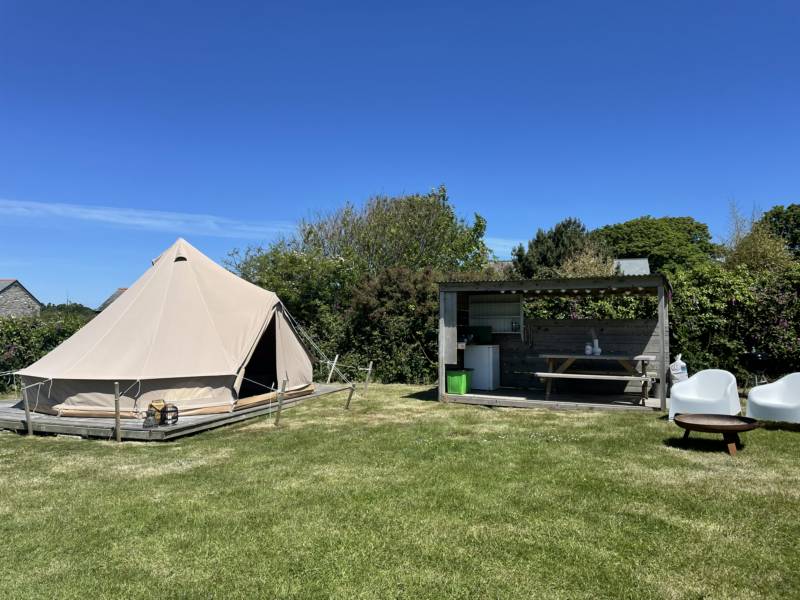 Bottom Field Bell Tent with EHU