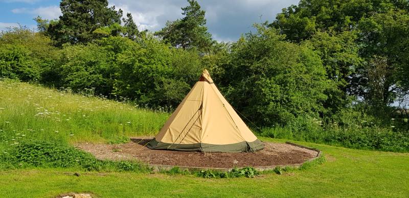 Glamping Tipi Tent 01