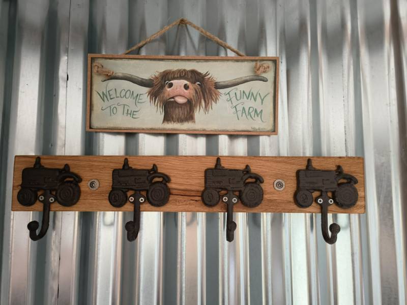 Crinkly Cabin with Sauna and Hot Tub